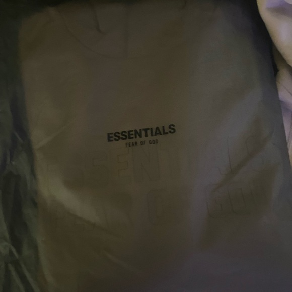 NWT ESSENTIALS FEAR OF GOD HOODIE - Picture 5 of 7
